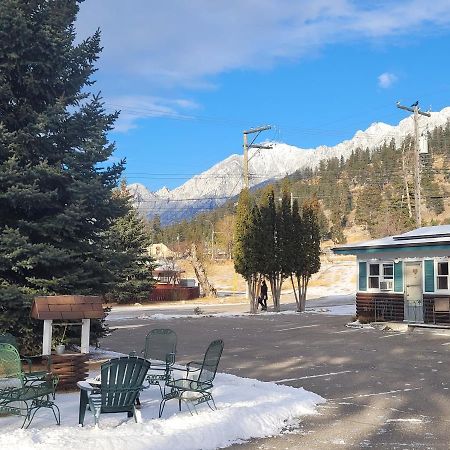 Lido Motel Radium Hot Springs Exterior foto
